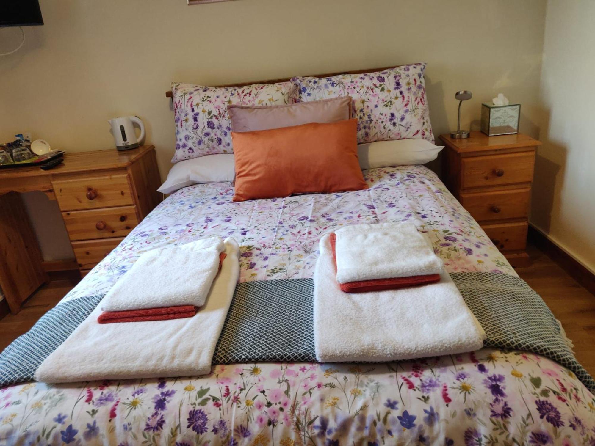 Beech Lodge B&B Lisheenanoran Экстерьер фото